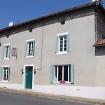 Fleur De Lys Alojamento de Acomodação e Pequeno-almoço